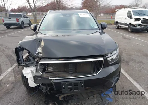 2021 Volvo Xc40 T5 Momentum from USA, damaged, VIN YV4162UK4M2471473